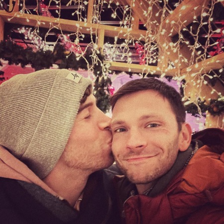 Jordan Gavaris and Devon Graye together. 